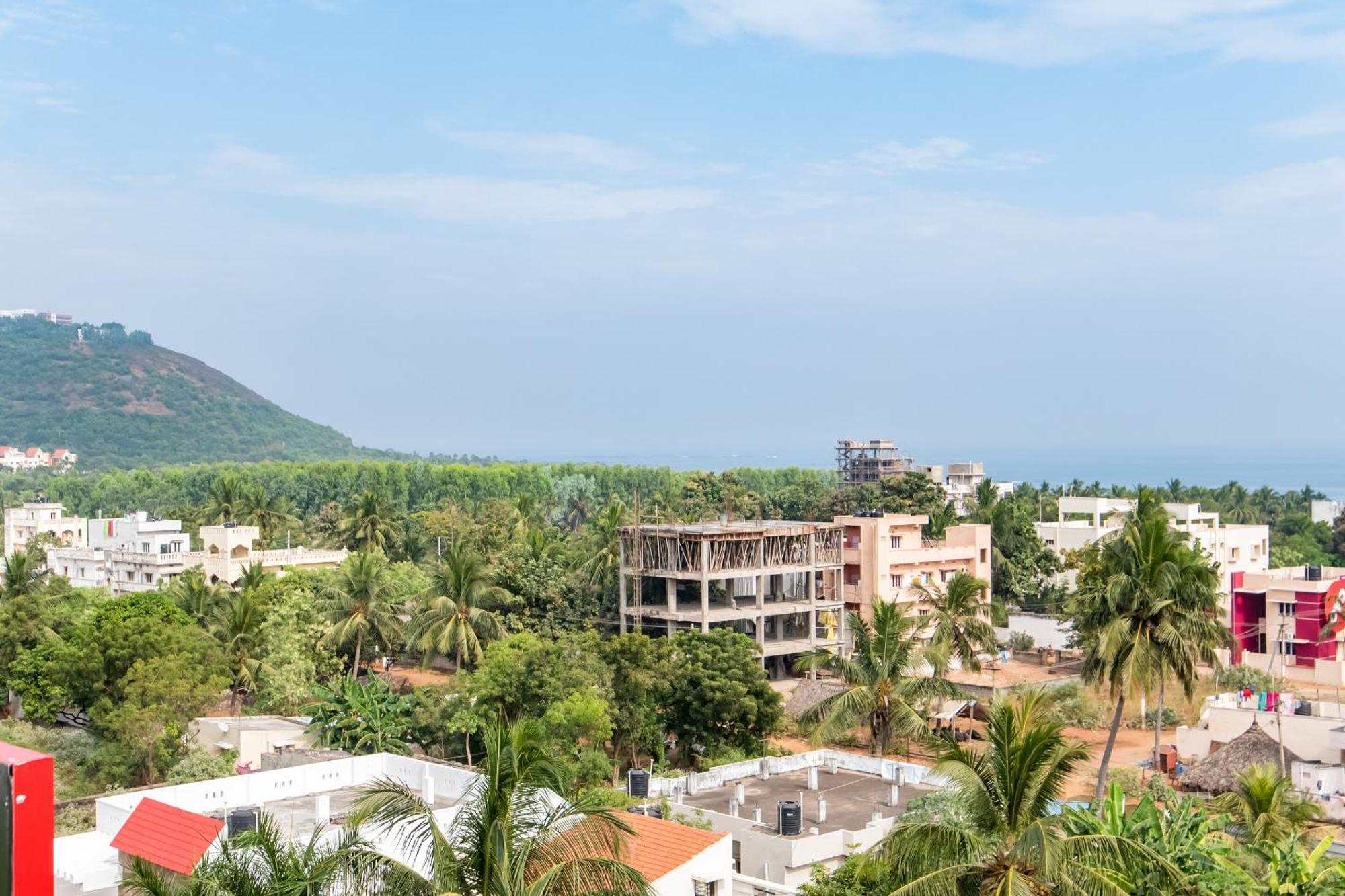 Hotel Oyo Sai Nivas Jalāripeta Exterior foto